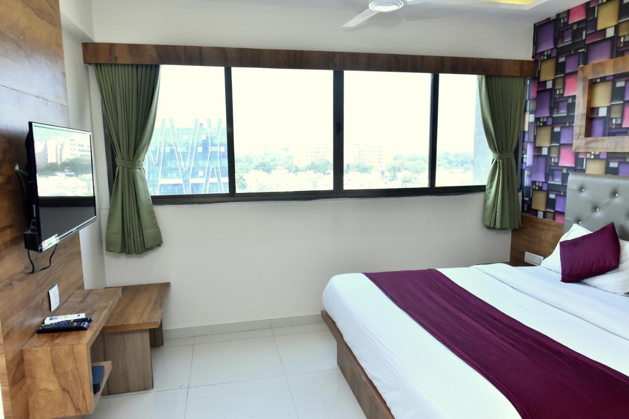 Hotel Royal King By Sky Stays Ahmedabad Luaran gambar