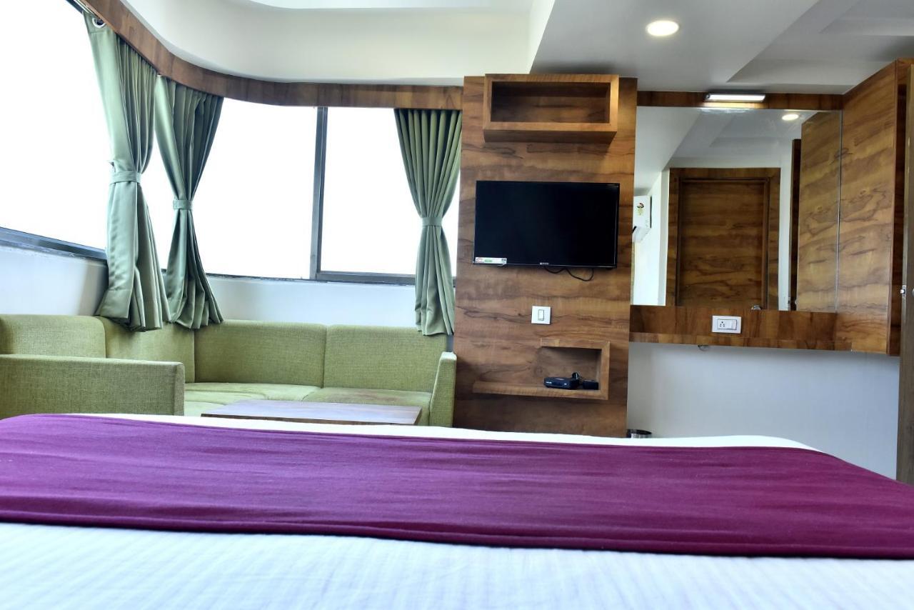 Hotel Royal King By Sky Stays Ahmedabad Luaran gambar